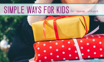 10 Ways for Kids to Serve Others at Christmas (and get into the true “Christmas Spirit”)