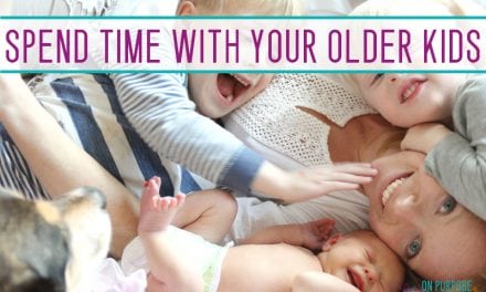 8 Ways to spend time with your toddler when you have a newborn