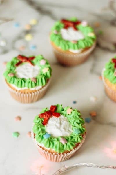 christmas wreath cupcake