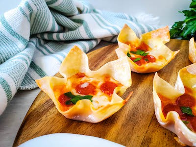 Pizza Wonton Cups 