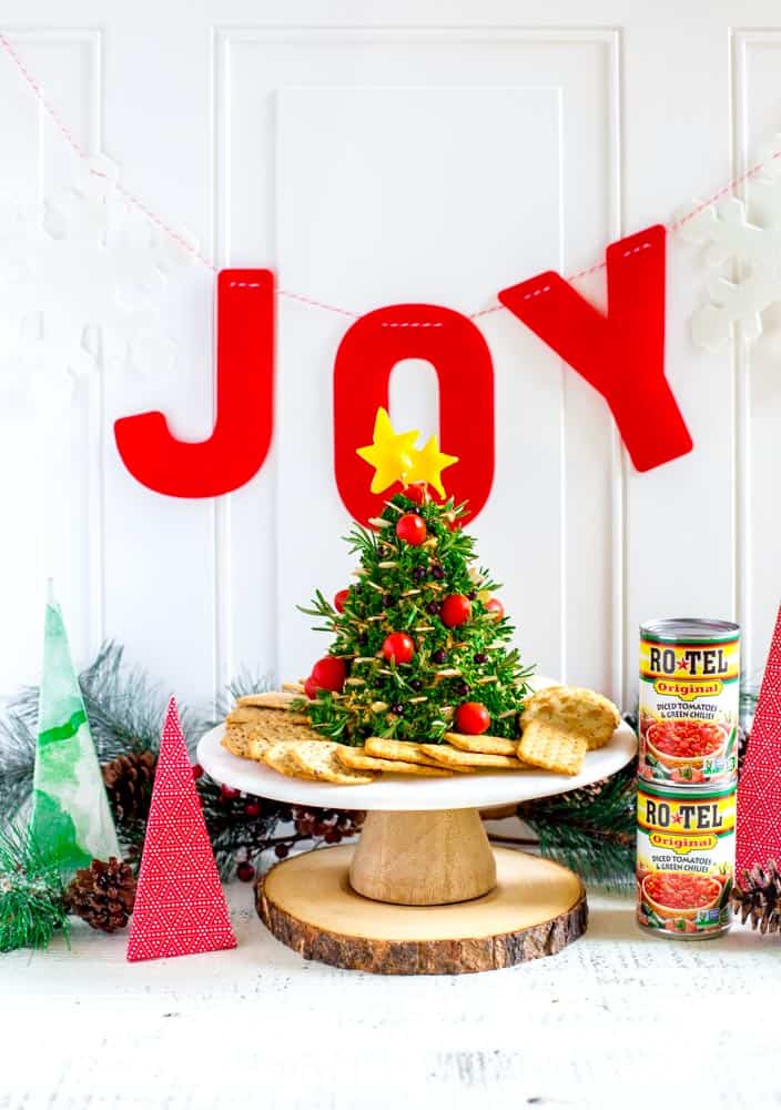 CHRISTMAS TREE CHEESE BALL