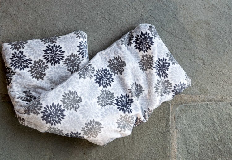 diy buckwheat lavander neck wrap