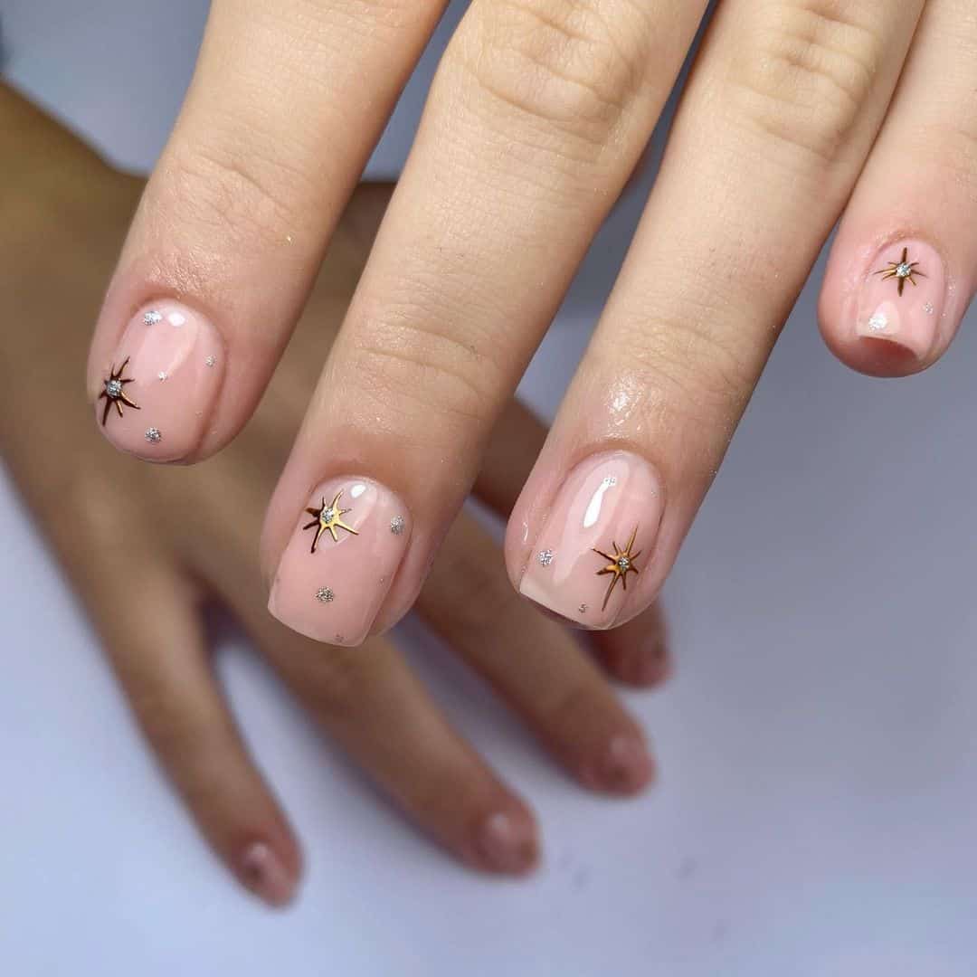 simple stars minimalist nails