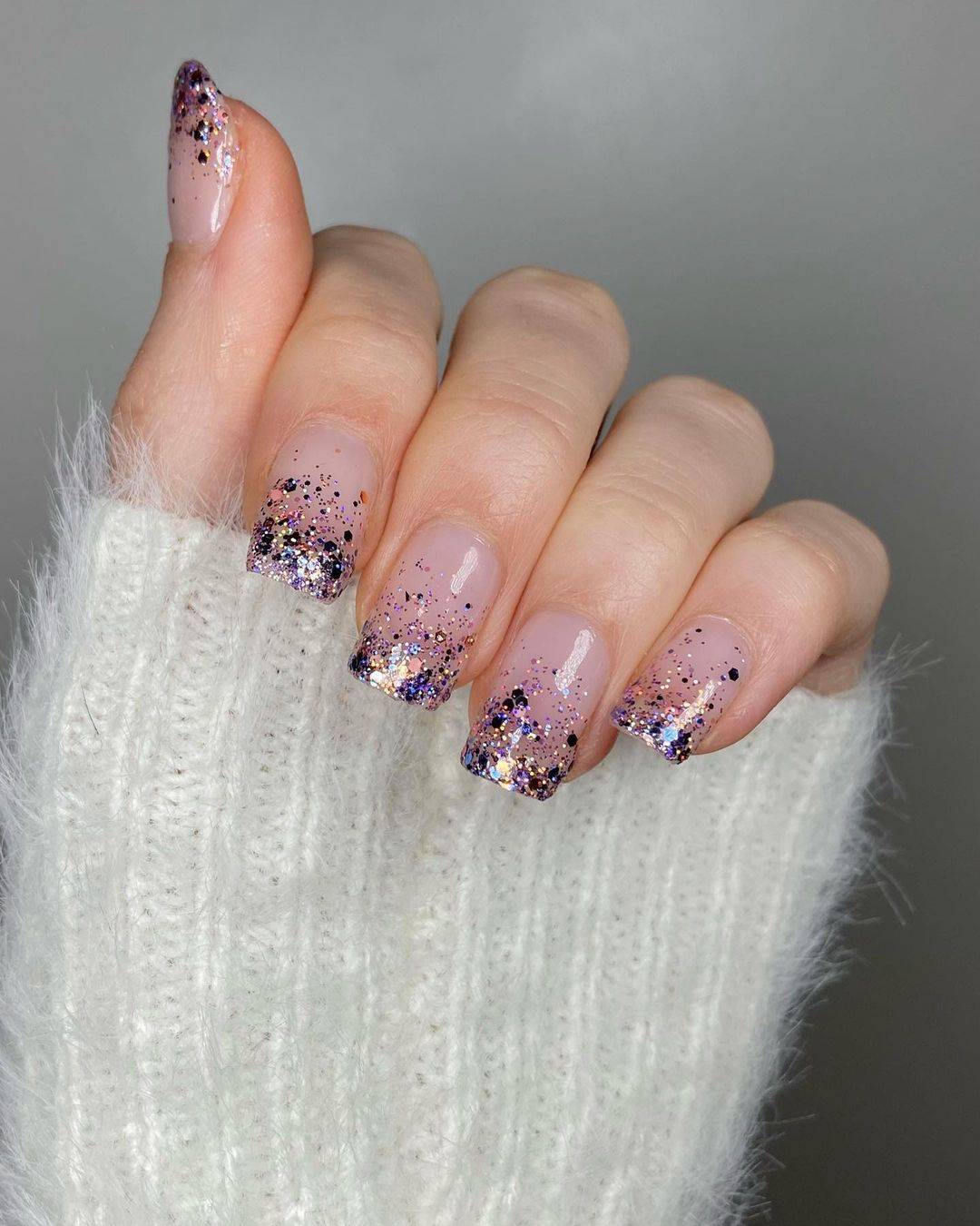 glitter winder nails