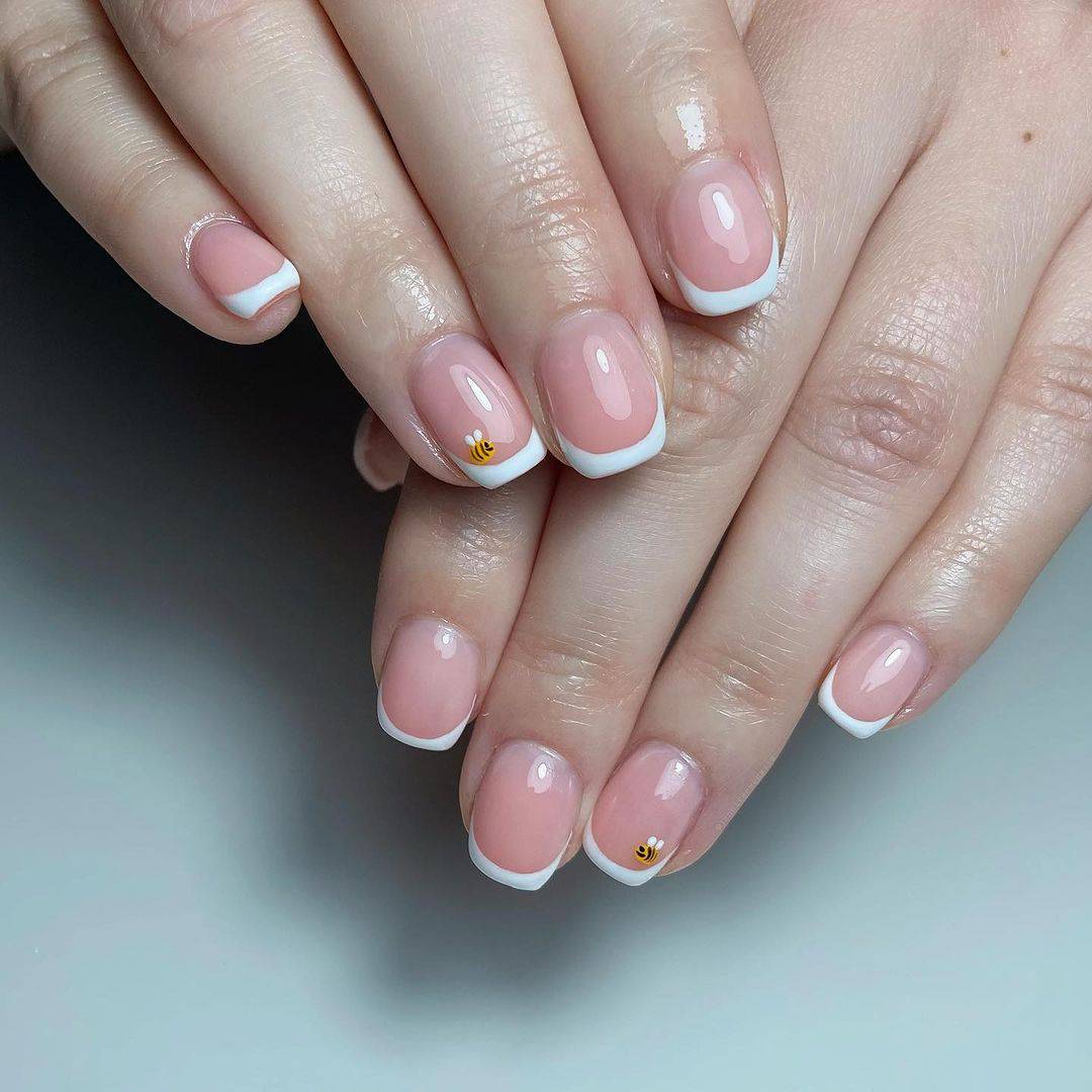 spring french manicure minimalist nails