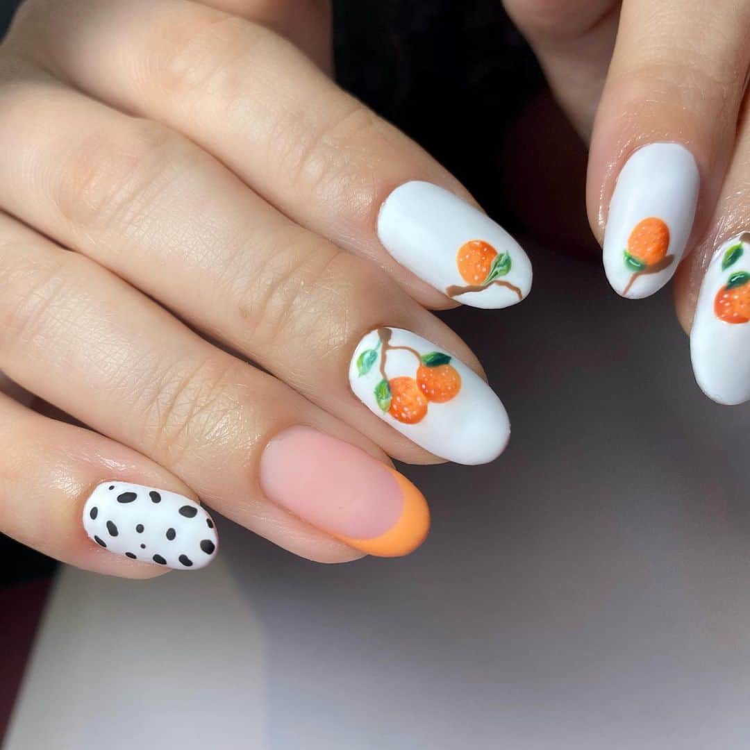 tangerine summer nails