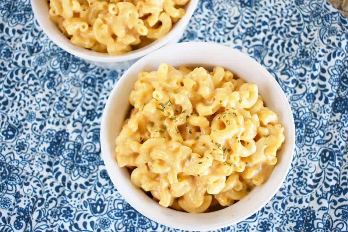 Easy Peasy and Cheesy Instant Pot Mac and Cheese