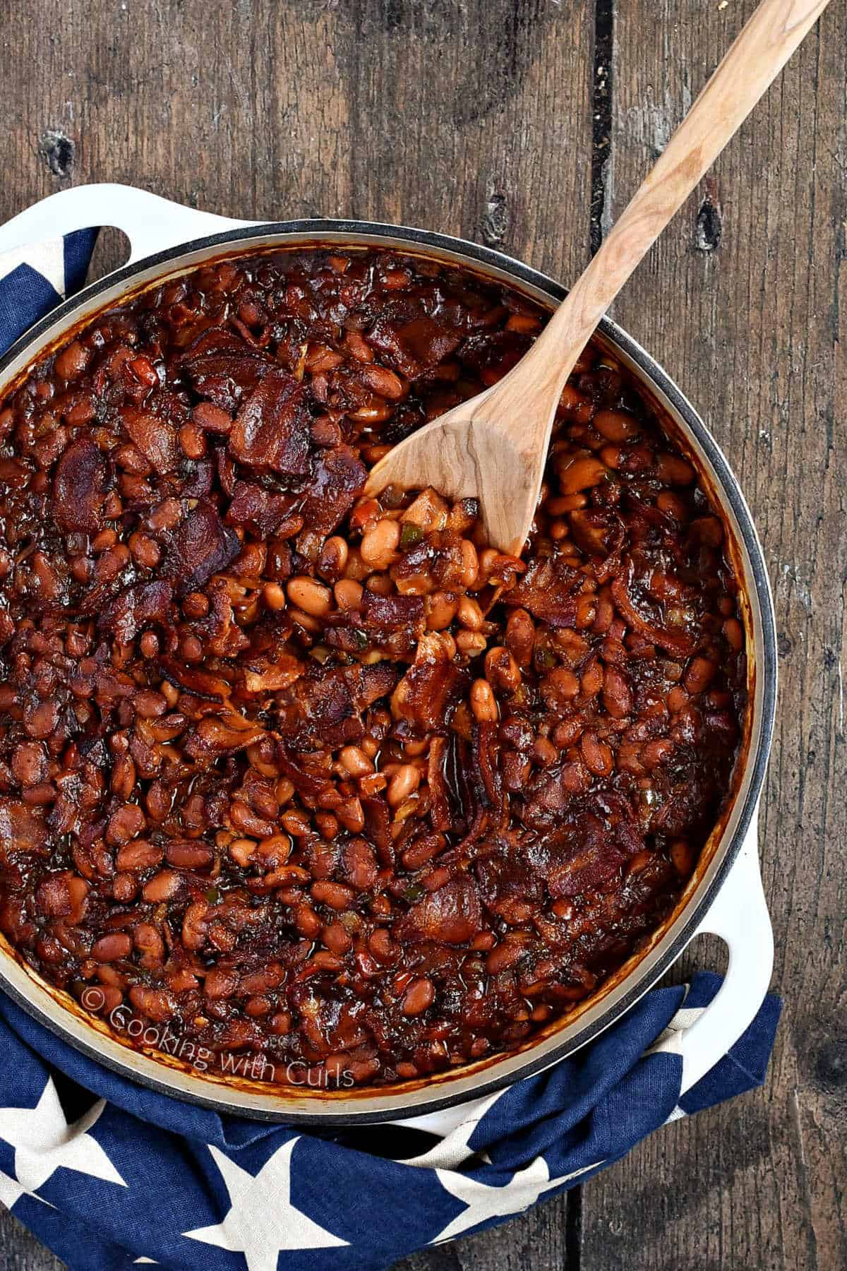 Baked Beans with Bacon side dishes for a BBQ