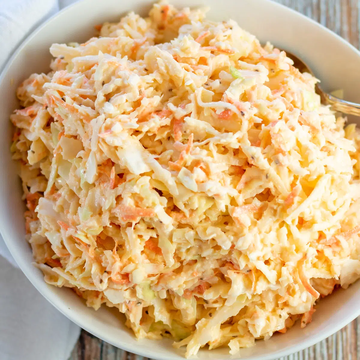 Easy Creamy Coleslaw Recipe