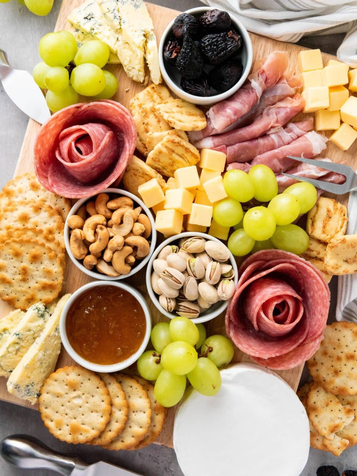 Make a Charcuterie Board picnic snack ideas