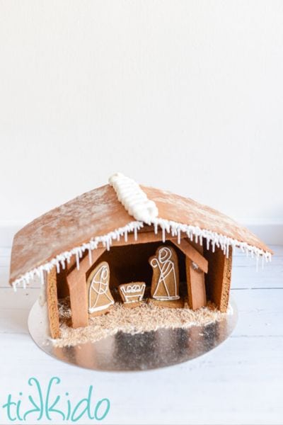 nativity scene gingerbread house idea