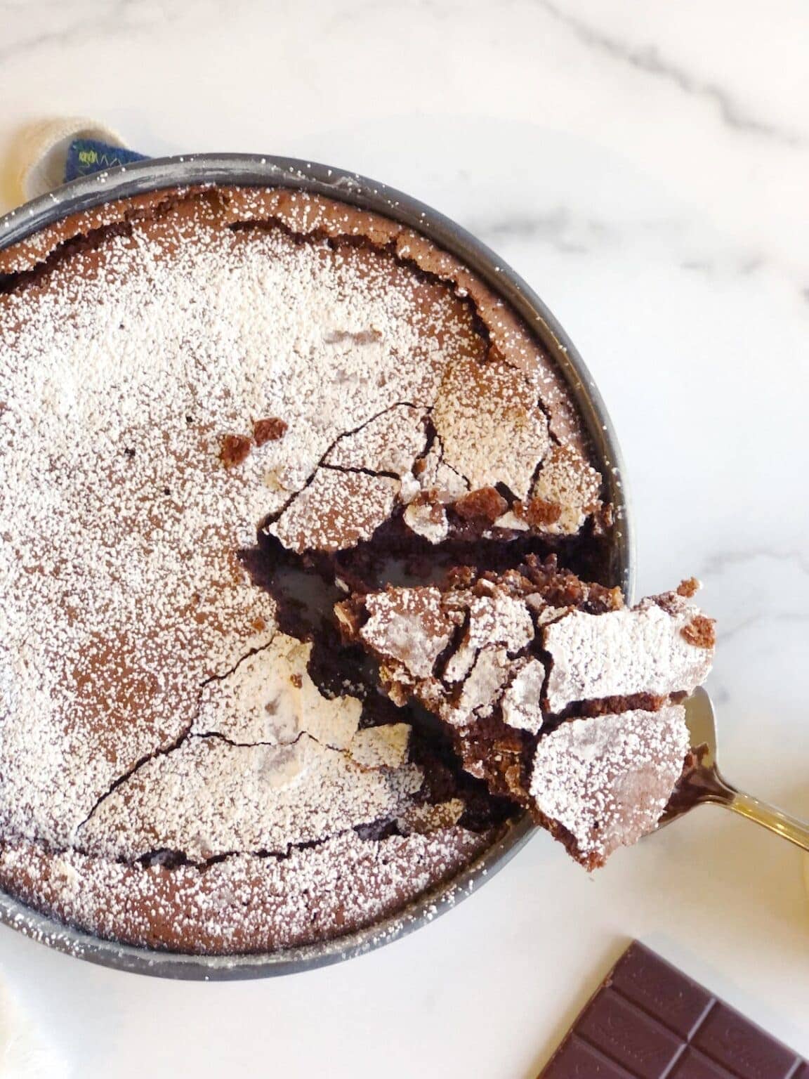 italian chocolate cake