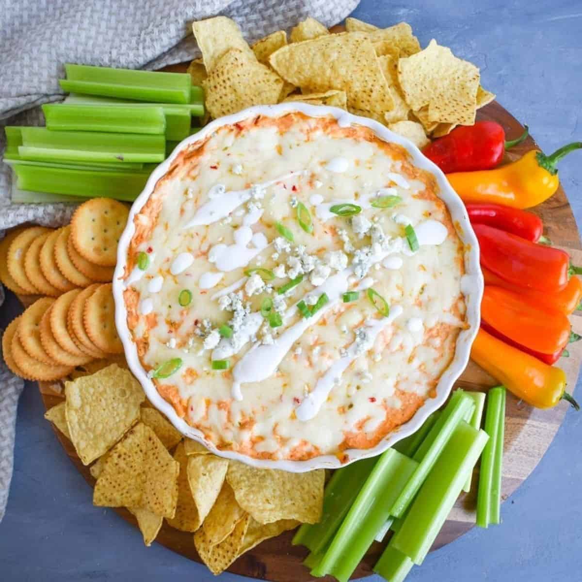 Buffalo Chicken Dip With Greek Yogurt