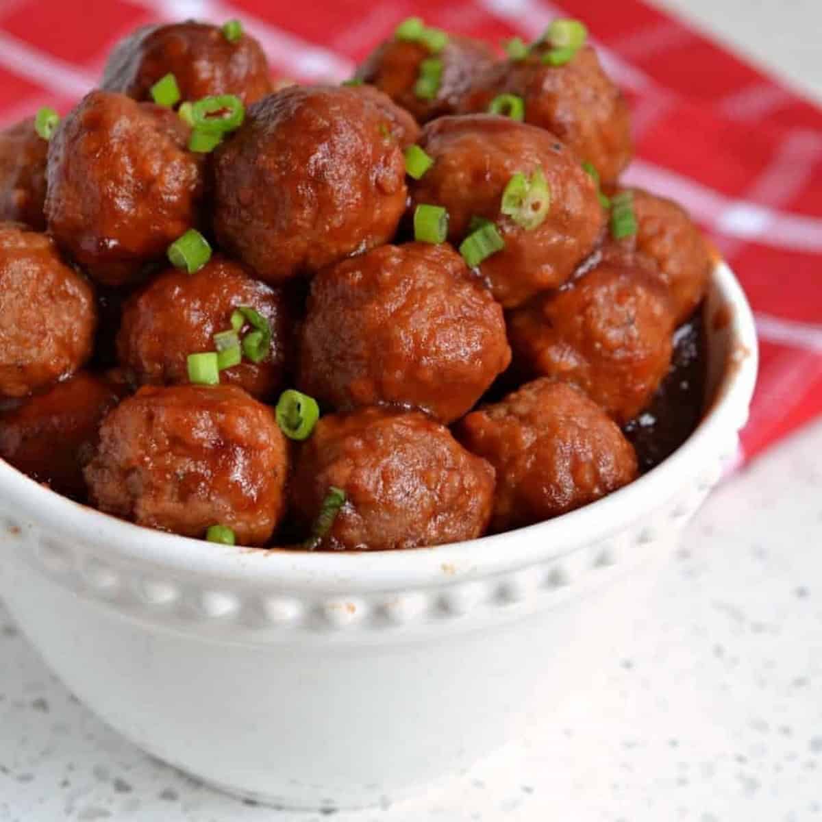 Crockpot Meatballs With Cranberry Sauce And Orange