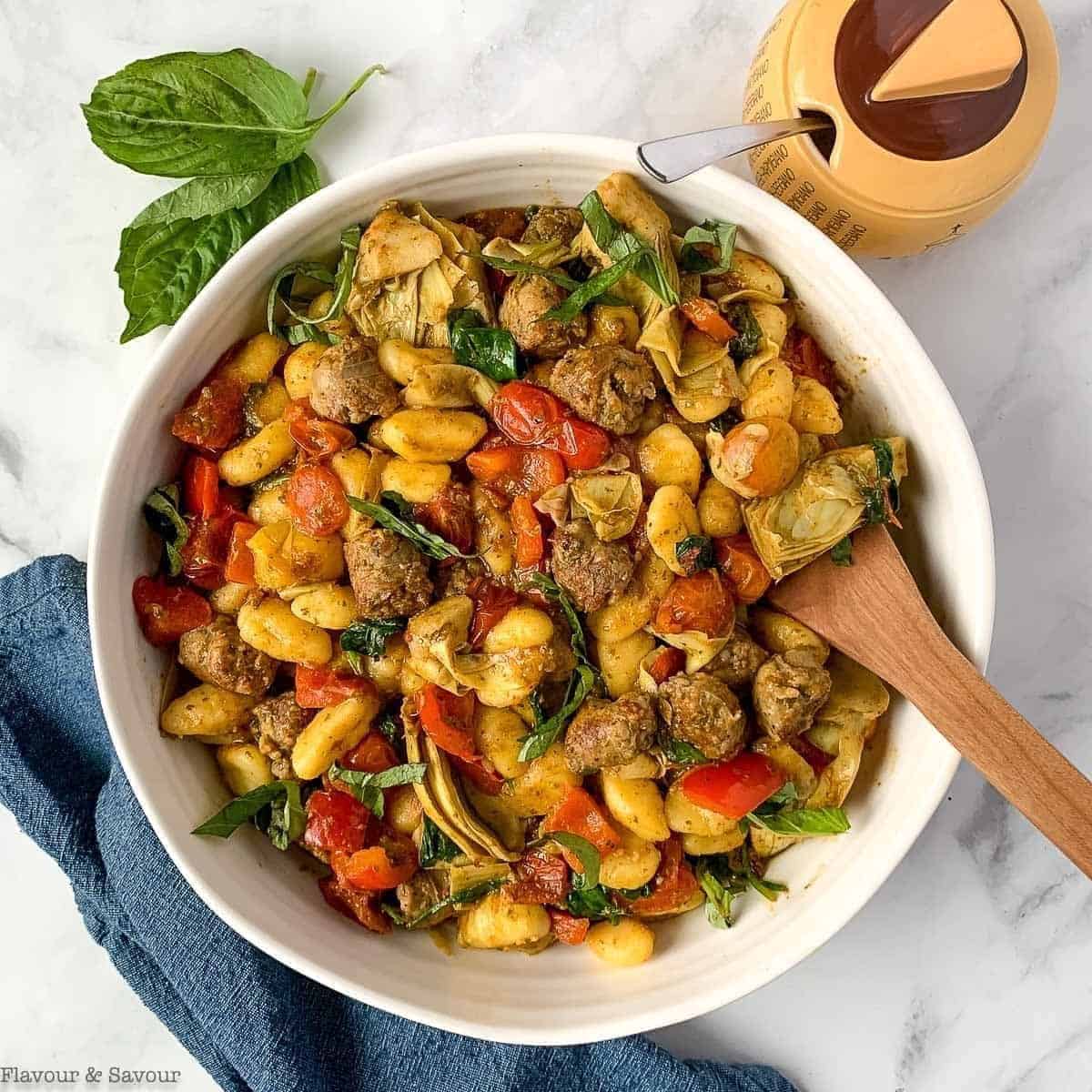Easy Vegetarian Pesto Gnocchi