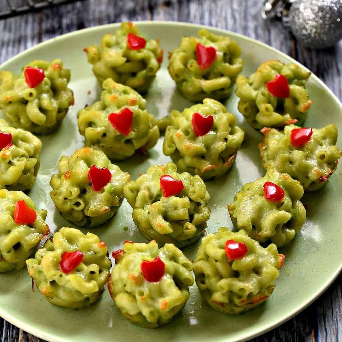Grinch Mac And Cheese Bites