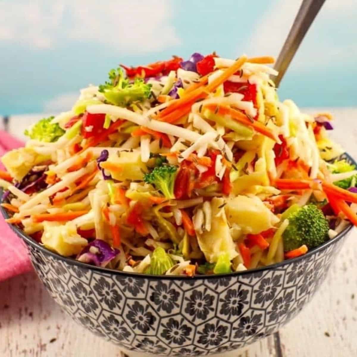 Healthy Artichoke Roasted Red Pepper Coleslaw