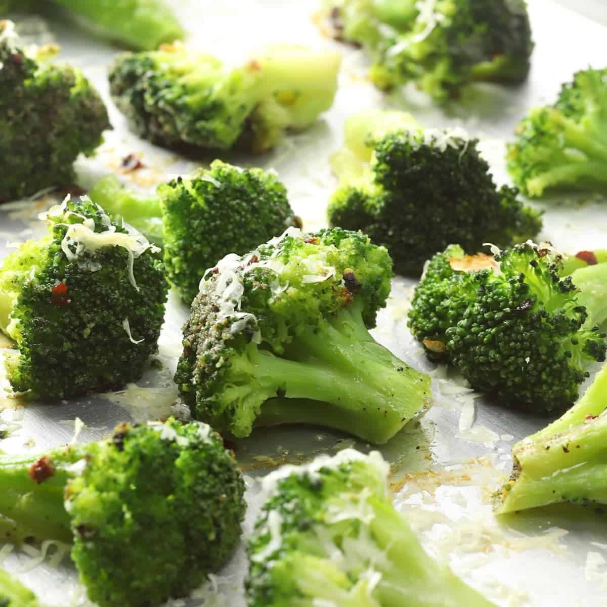 Parmesan Red Pepper Roasted Broccoli