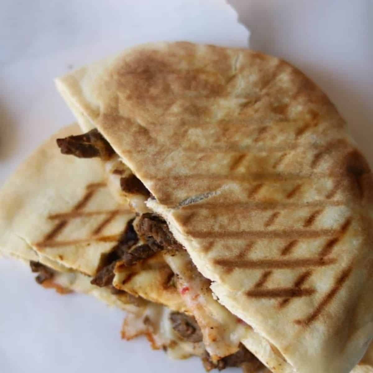 Quick Steak And Cheese Pita Recipe