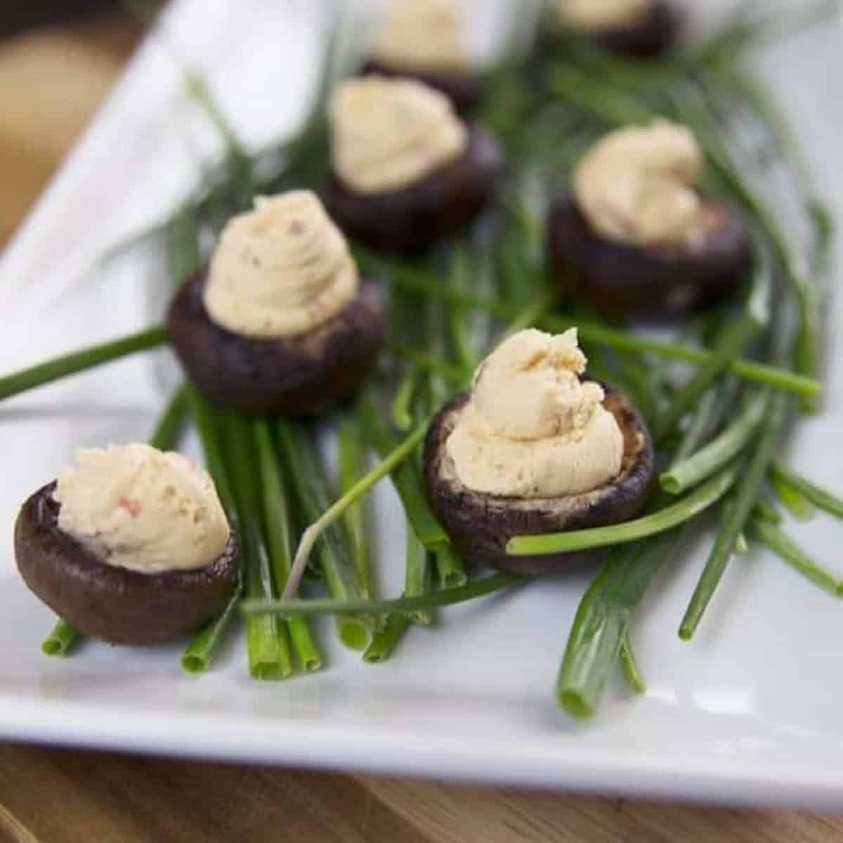 Stuffed Mushrooms With Spicy Cheese